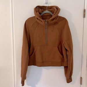 Lululemon half-zip cropped Scuba, Size M/L